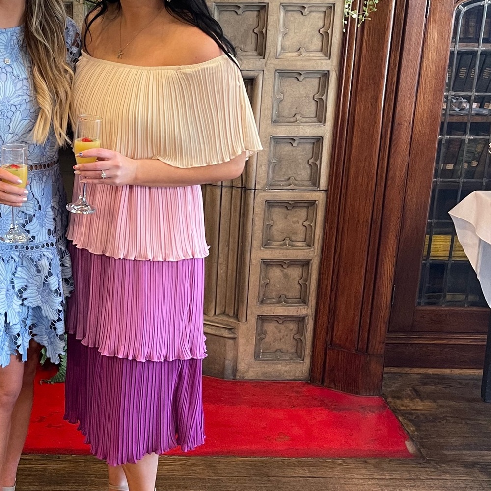 Tiered pleated Midi Dress *ONLY WORN ONCE*